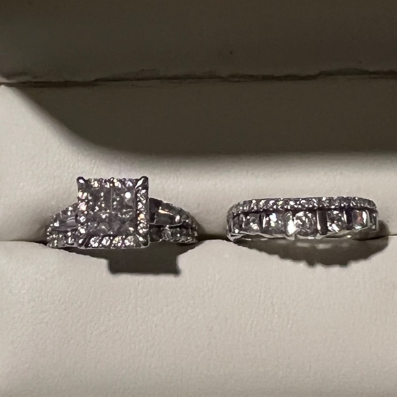 Wedding Rings - Picture 2 of 2